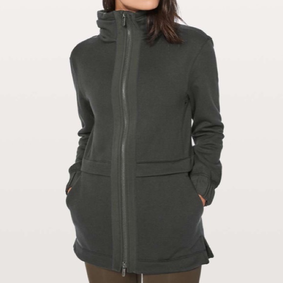 lululemon athletica Jackets & Blazers - Lululemon Athletica | Women Light as Warmth Jacket 6 Black Lightweight Full Zip